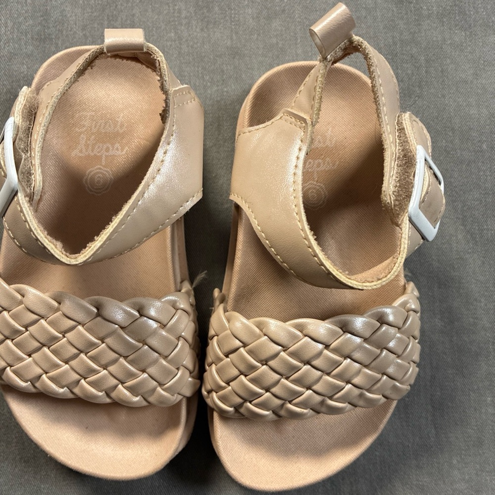 Lot of Toddler shoes size 6 Mixed Brands - Picture 7 of 9